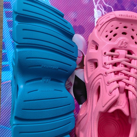 Custom SpiderGwen Meme Mismatch Clog Shoes- DIY modification based on Balenciaga main image 5
